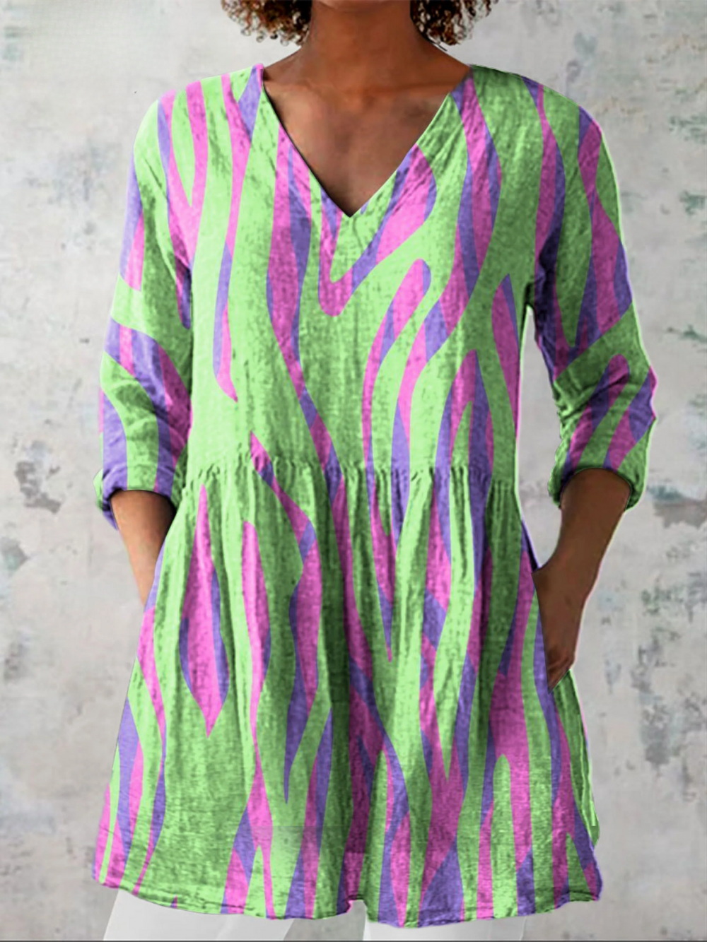 Carolina | Blusa Larga con Estampado de Ondas Abstractas