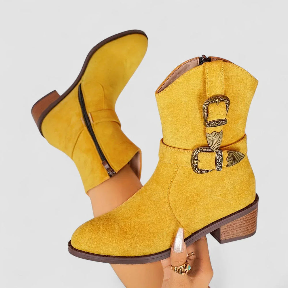 Catalina | Botines con Doble Hebilla Grabada