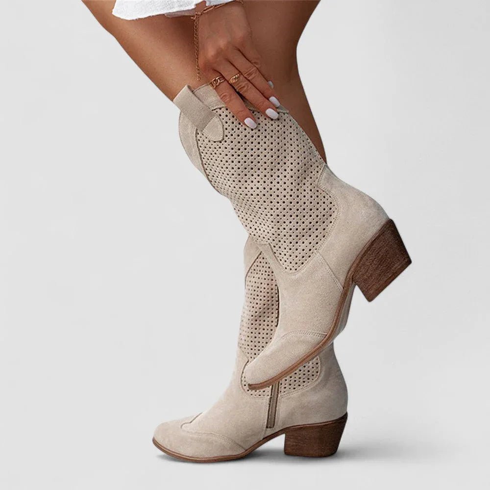 Camila | Botas Vaqueras con Paneles Perforados