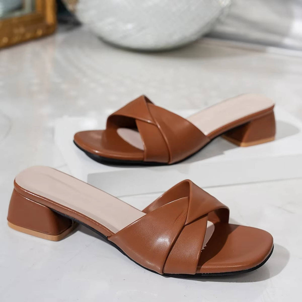Alba | Sandalias de Tacón Bajo con Tira Trenzada