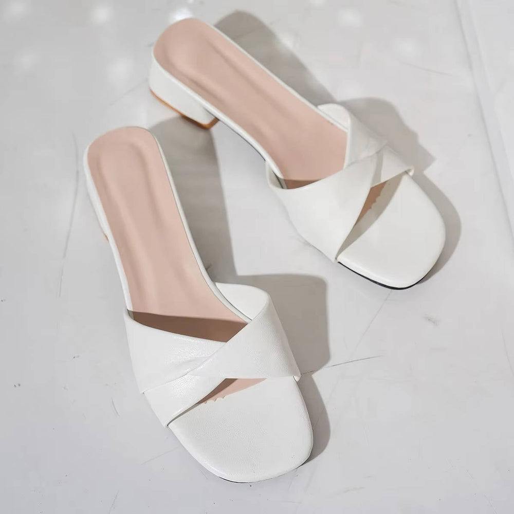 Alba | Sandalias de Tacón Bajo con Tira Trenzada